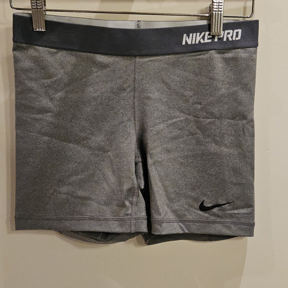 Nike Pro Heather Gray Performance Shorts